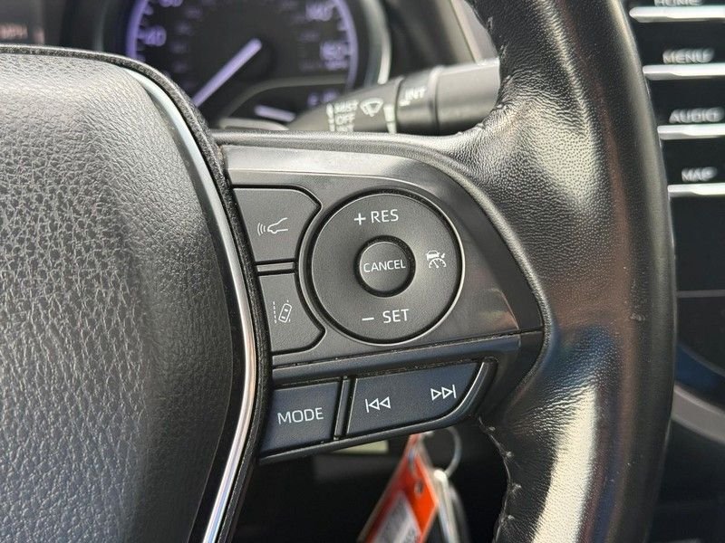 Used 2019 Midnight Black Metallic Toyota SE image 21