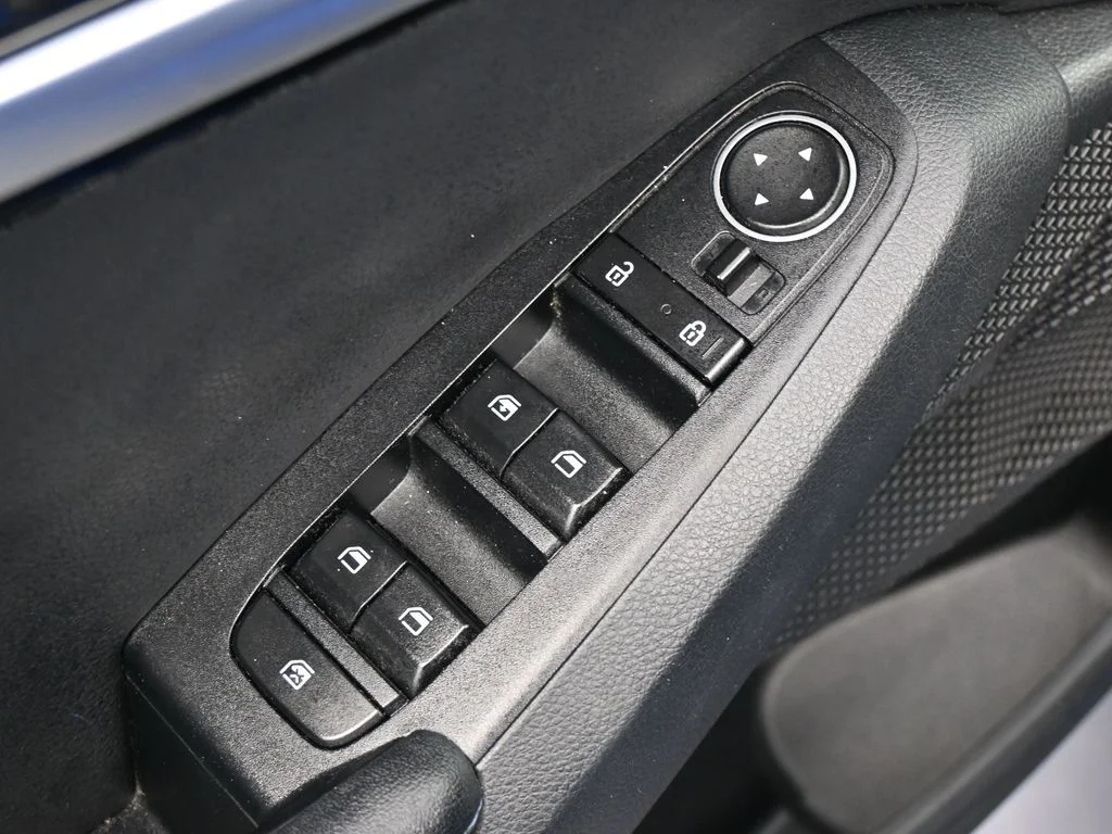 Used 2022 Neptune Blue Kia Nightfall image 12