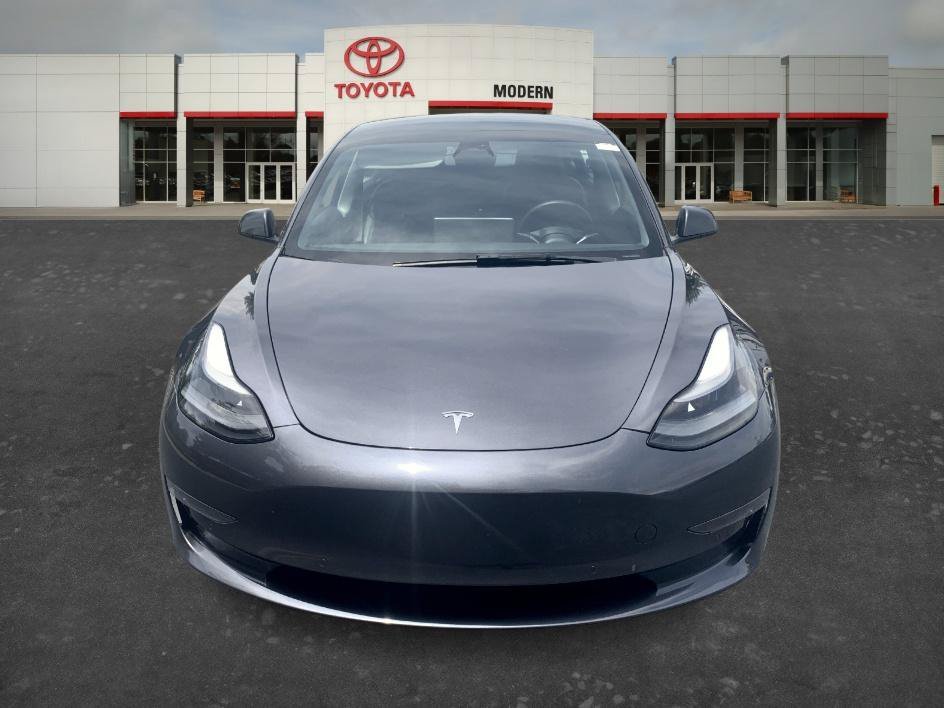 Used 2022 Midnight Silver Metallic Tesla Long Range image 2