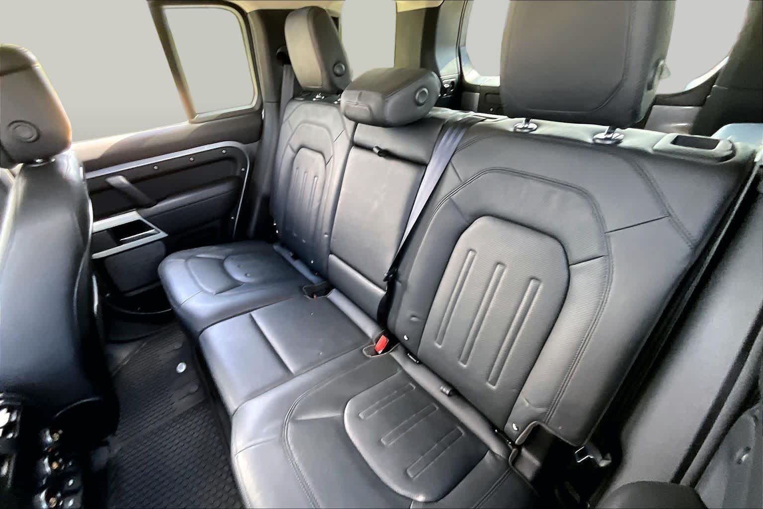 Used 2020 Eiger Grey Metallic Land Rover HSE image 19