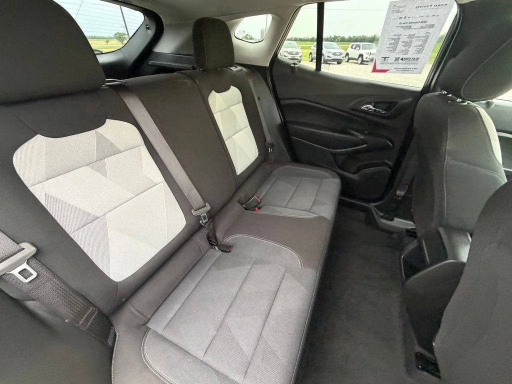 Used 2026 Black Chevrolet LS image 28