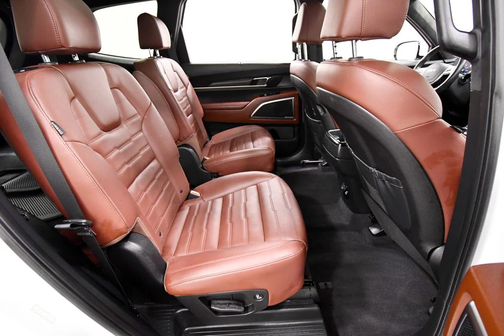 Certified Used 2024 White Kia SX-Prestige image 20