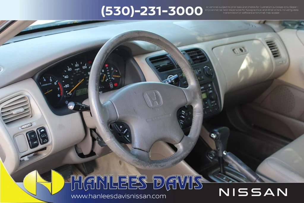 Used 2001 Gold Honda EX-L image 11
