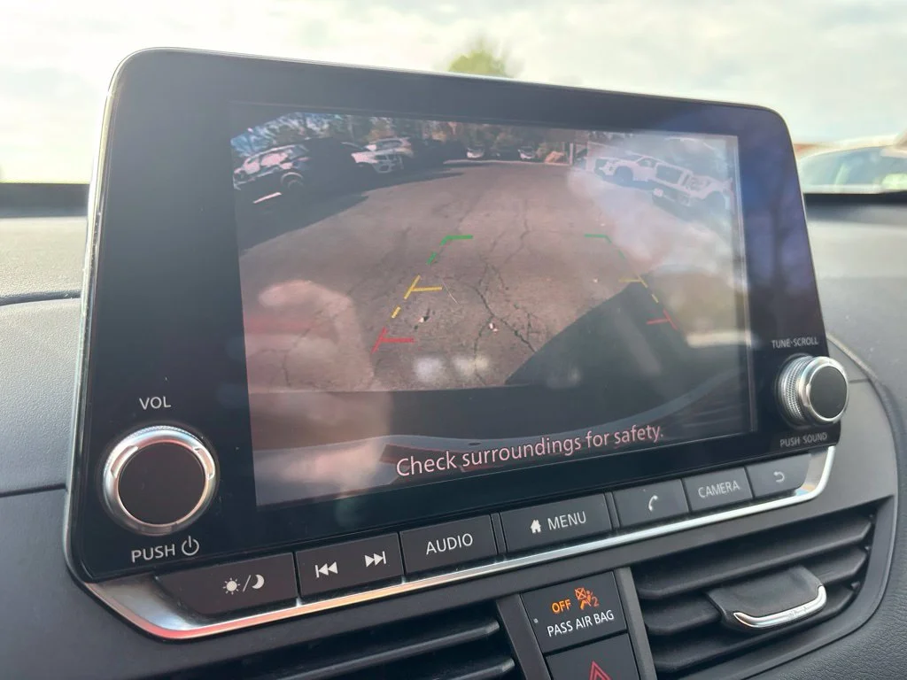 Used 2019 Black Nissan 2.5 S image 23