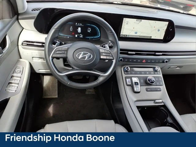 Used 2025 Red Hyundai SEL image 18