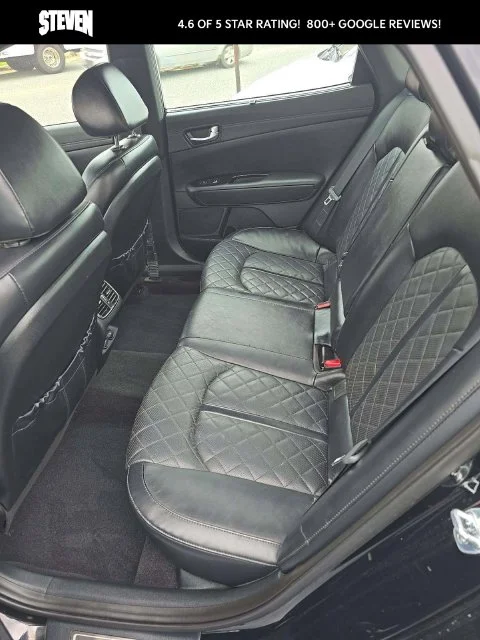 Used 2016 Black Kia SXL image 13