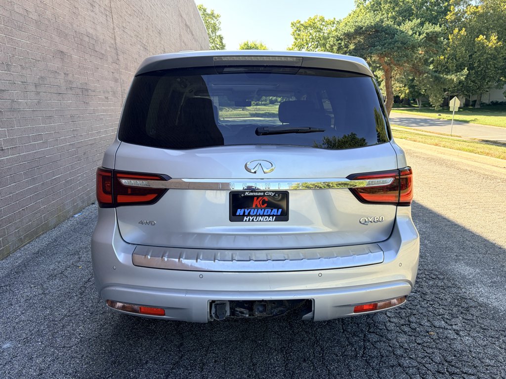 Used 2020 Liquid Platinum INFINITI LUXE image 4