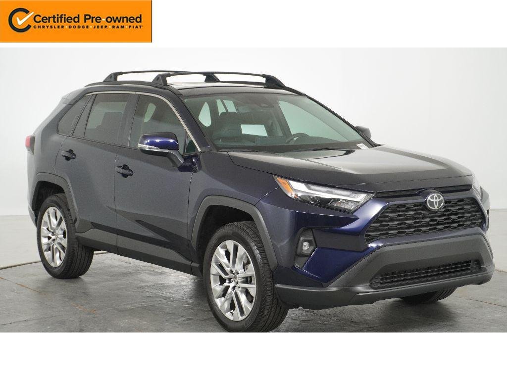 2025 Toyota RAV4 XLE Premium