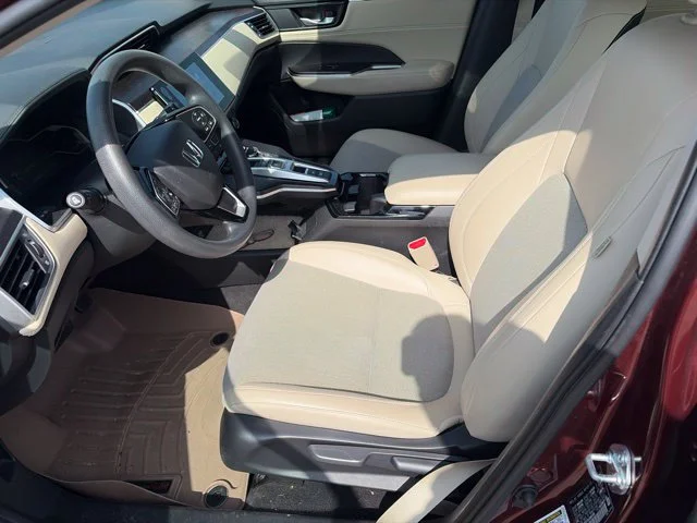 Used 2018  Honda Base image 6