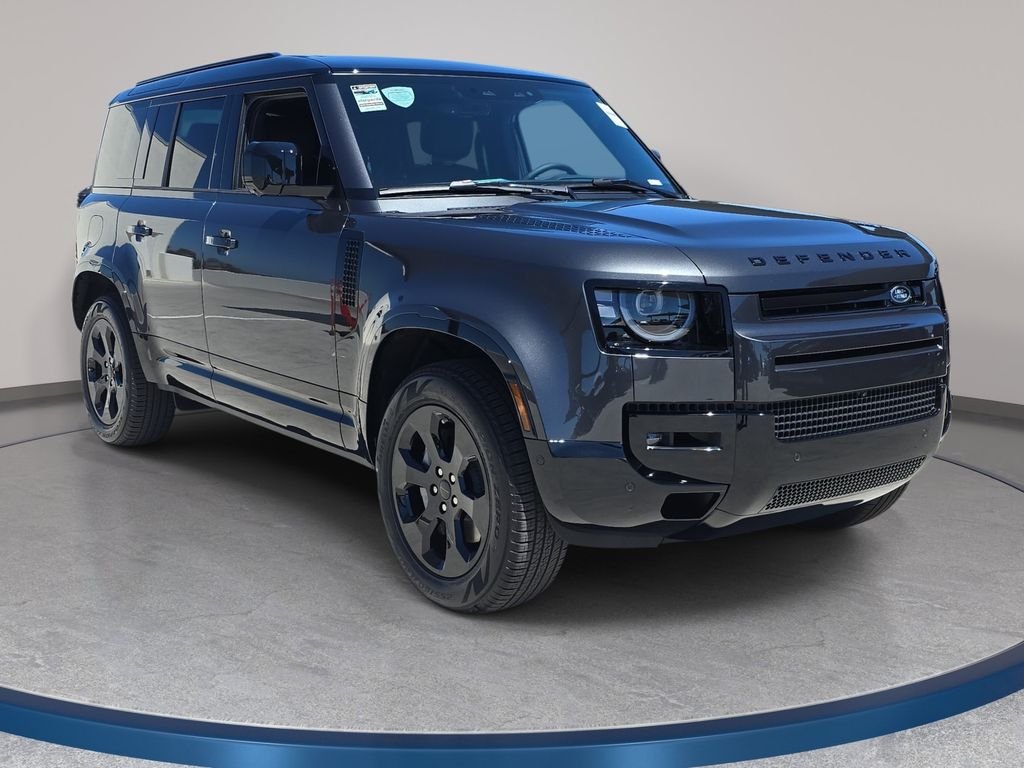 New 2026 Carpathian Grey Land Rover X-Dynamic SE image 3