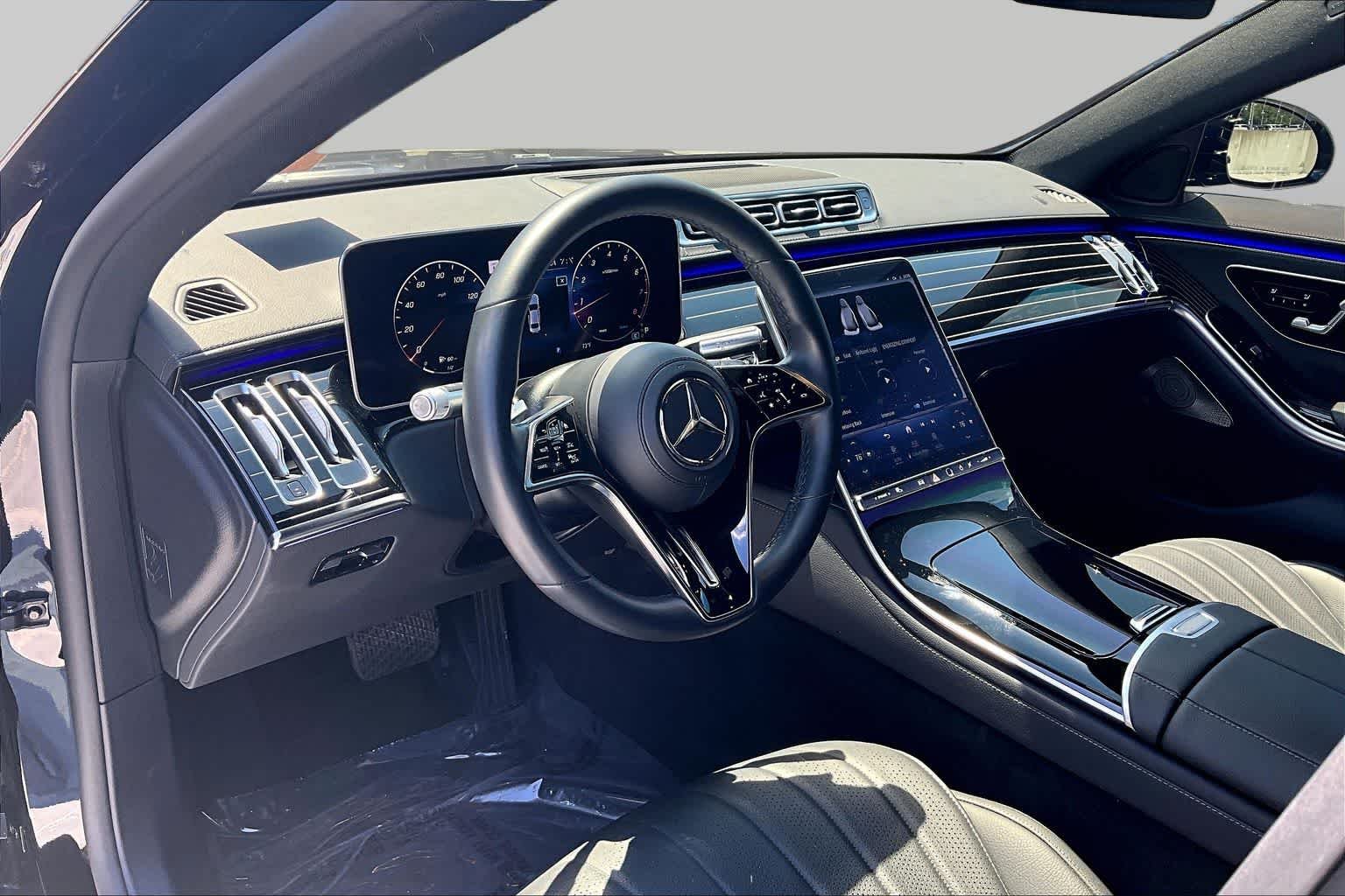 Used 2023 Obsidian Black Mercedes-Benz S 500 image 17