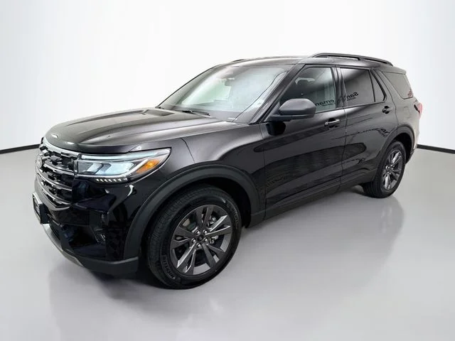 New 2027 Agate Black Metallic Ford Active image 3