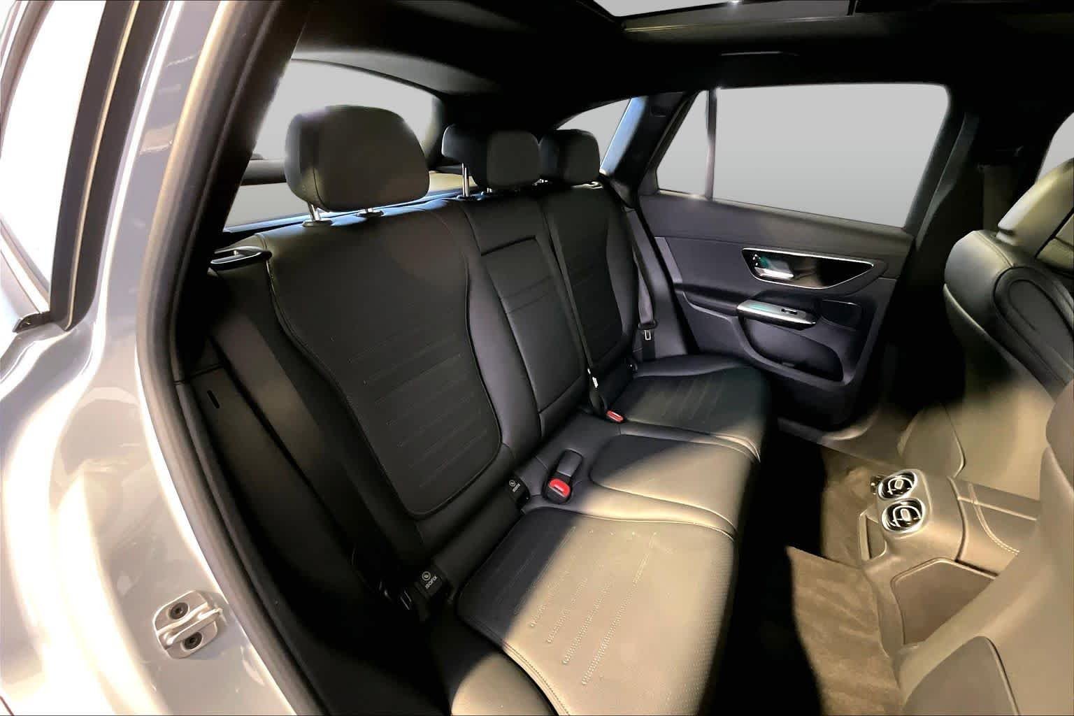 Used 2025 MANUFAKTUR Alpine Grey Mercedes-Benz GLC 300 image 20