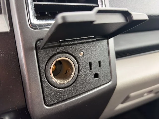 Used 2017 Gray Ford XLT image 22