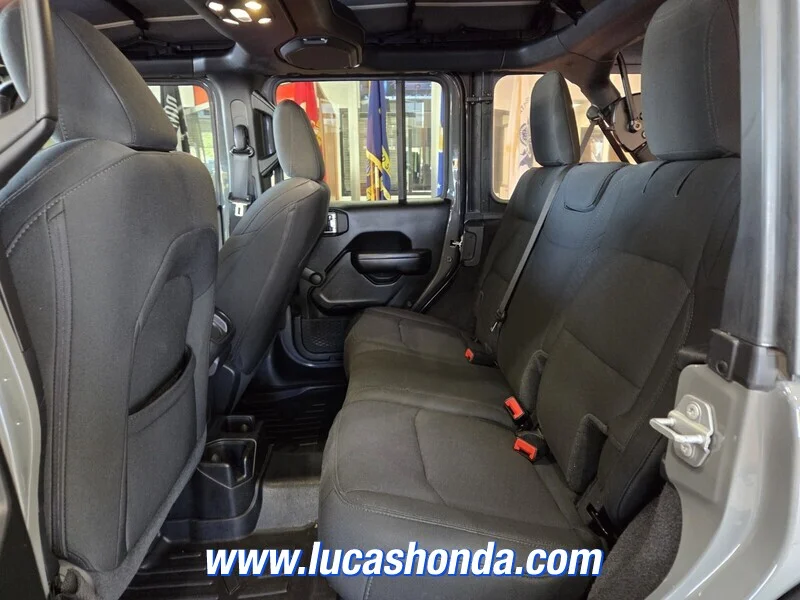 Used 2021 Gray JEEP UNLIMITED SPORT 4X4 image 8