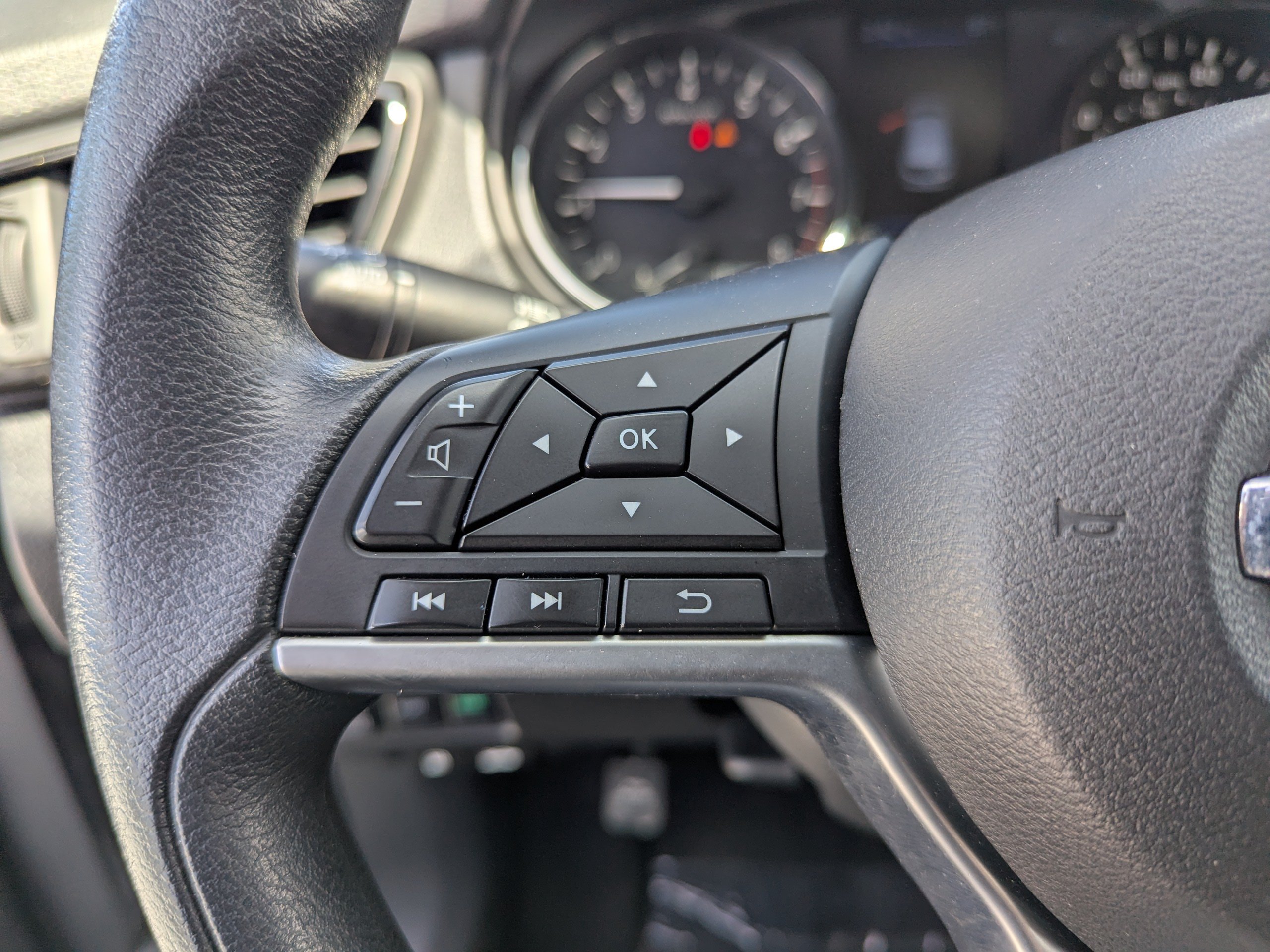 2020 Nissan Rogue Sport S - Photo 15