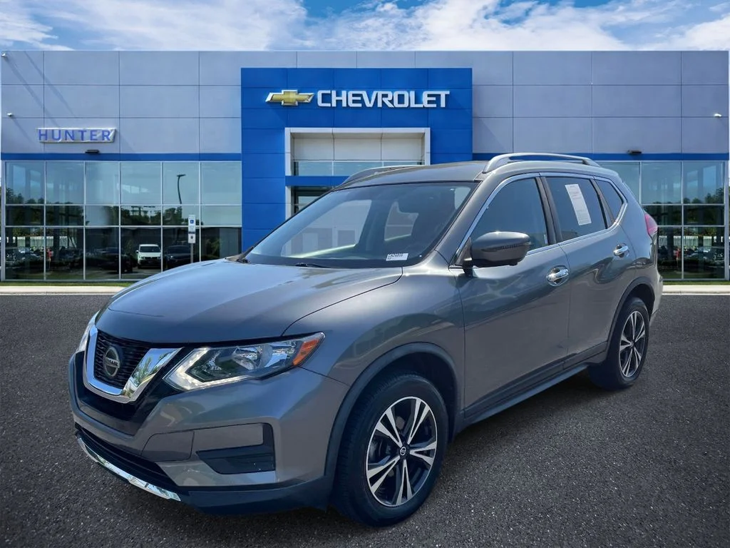 Used 2019 Gun Metallic Nissan SV image 3