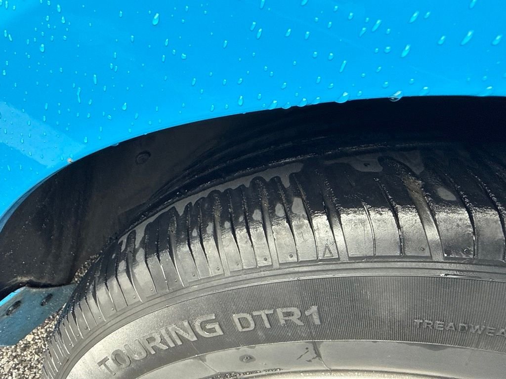 Used 2013 Blue Ford V6 Premium image 8
