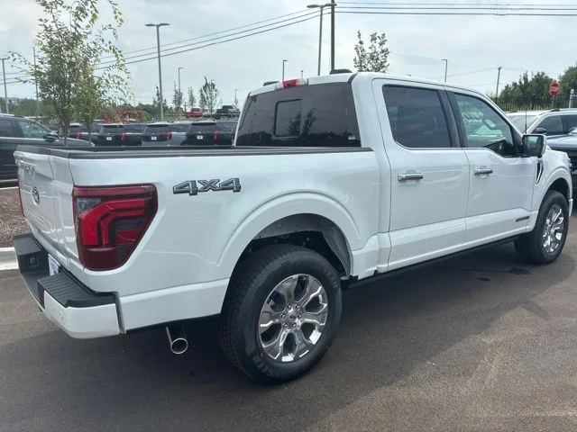 New 2026 Star White Metallic Tri-Coat Ford Platinum® image 10