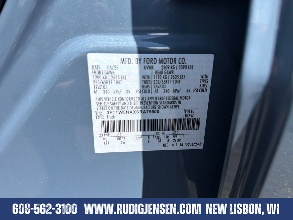 Used 2025 Gray Ford Tremor image 33