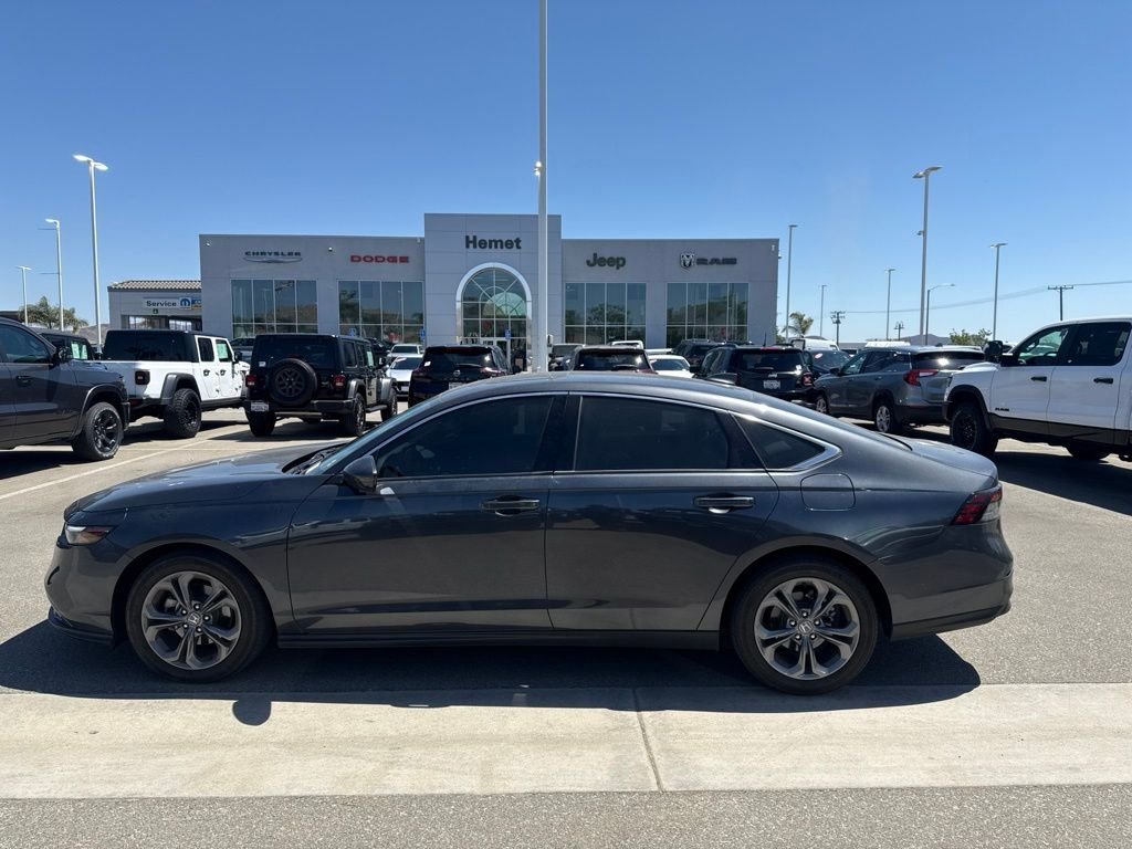 Used 2024  Honda EX image 4