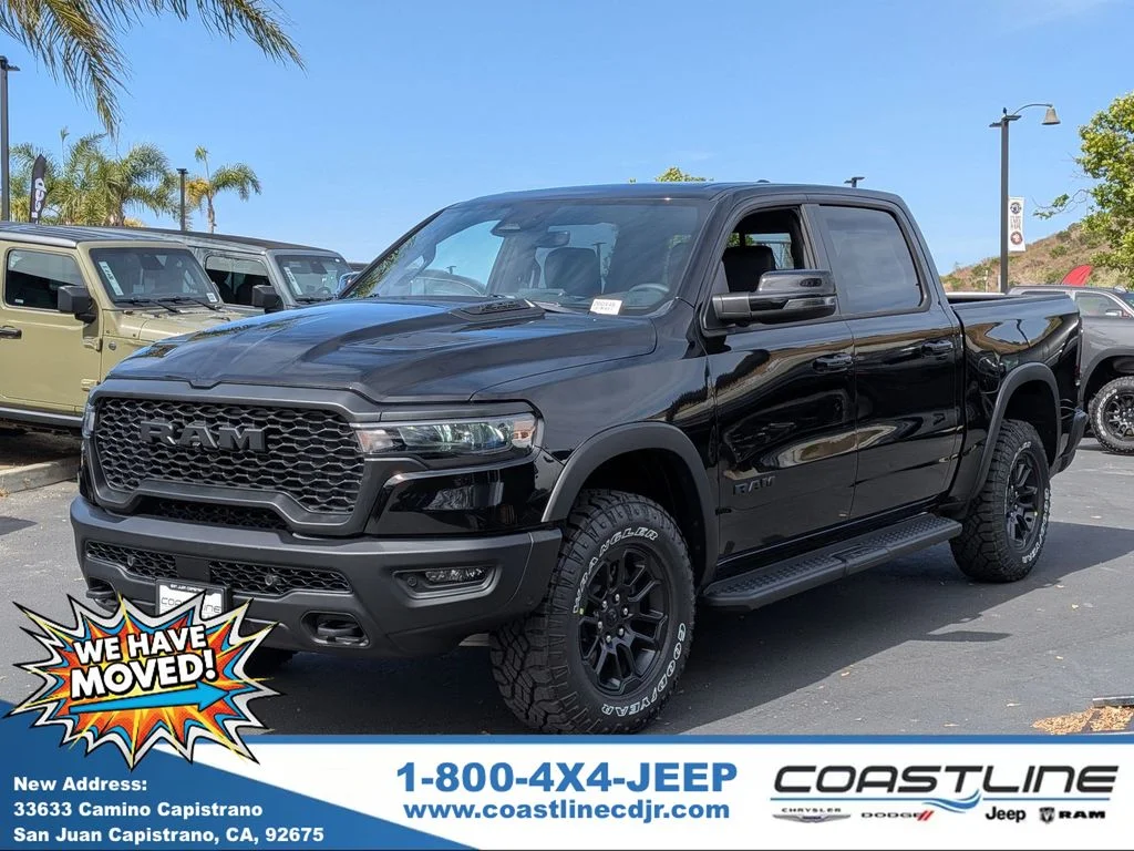 New 2026 Diamond Black Crystal Pearl-Coat Exterior Paint RAM Rebel image 1