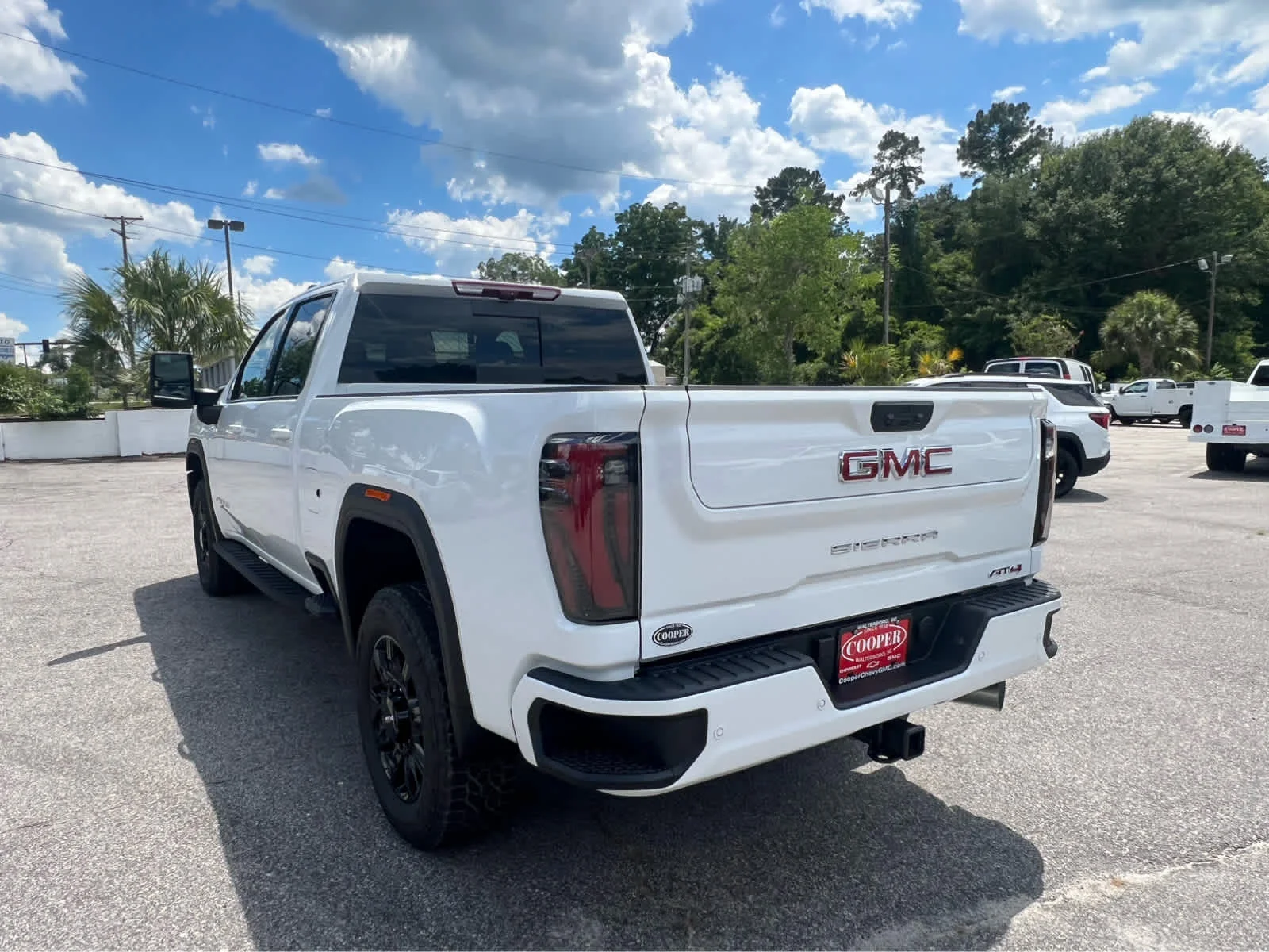 New 2026 Summit White GMC AT4 image 4