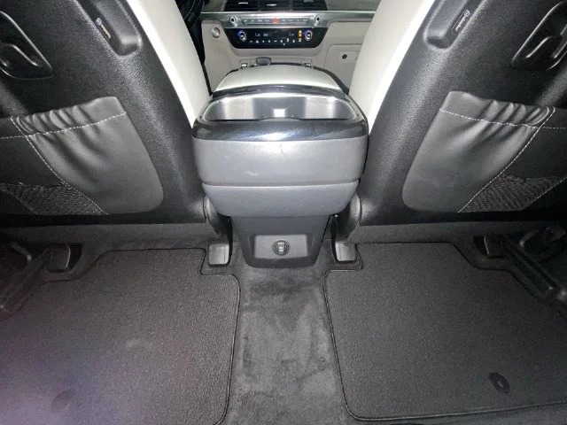 Used 2021 White Kia EX image 31