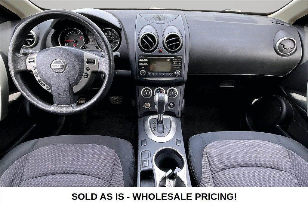 Used 2013 Black Nissan SV image 7