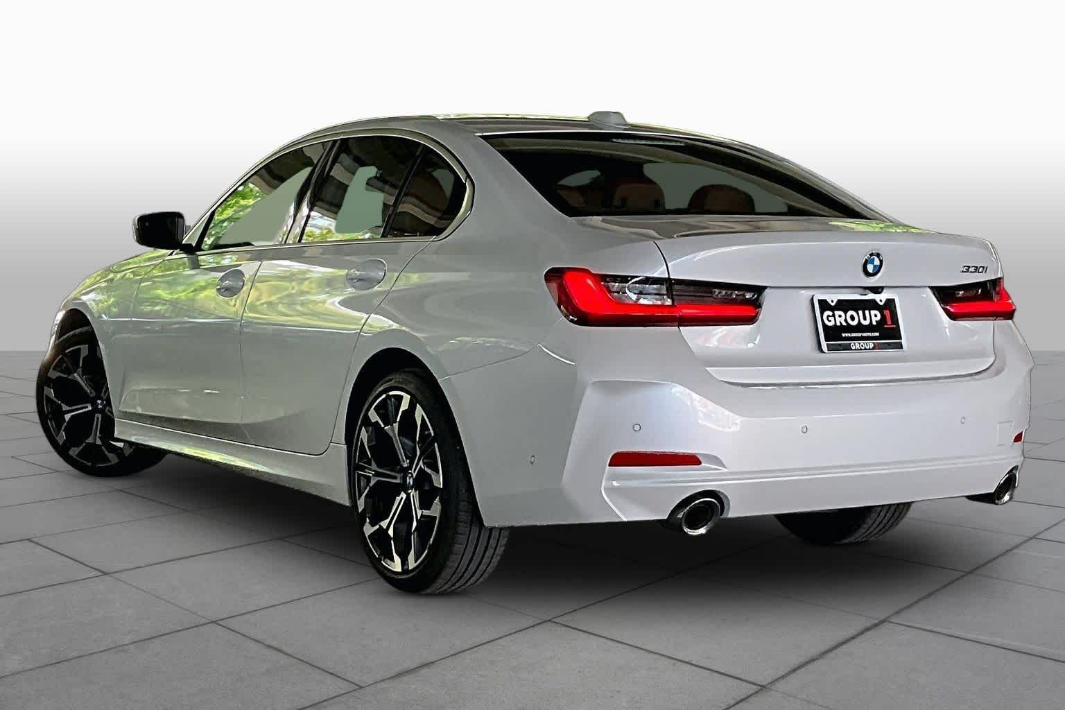 Used 2025 Mineral White Metallic BMW 330i image 11