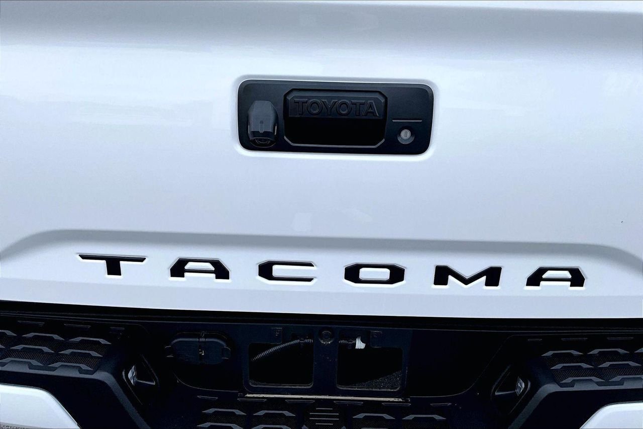 Used 2022 White Toyota TRD Sport image 27