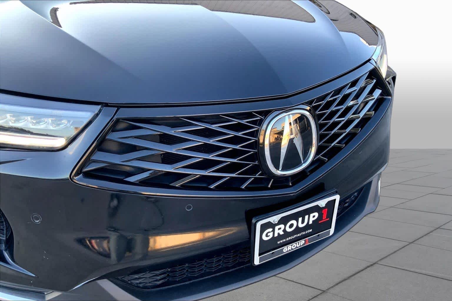 Used 2025 Majestic Black Pearl Acura w/Technology Package image 29