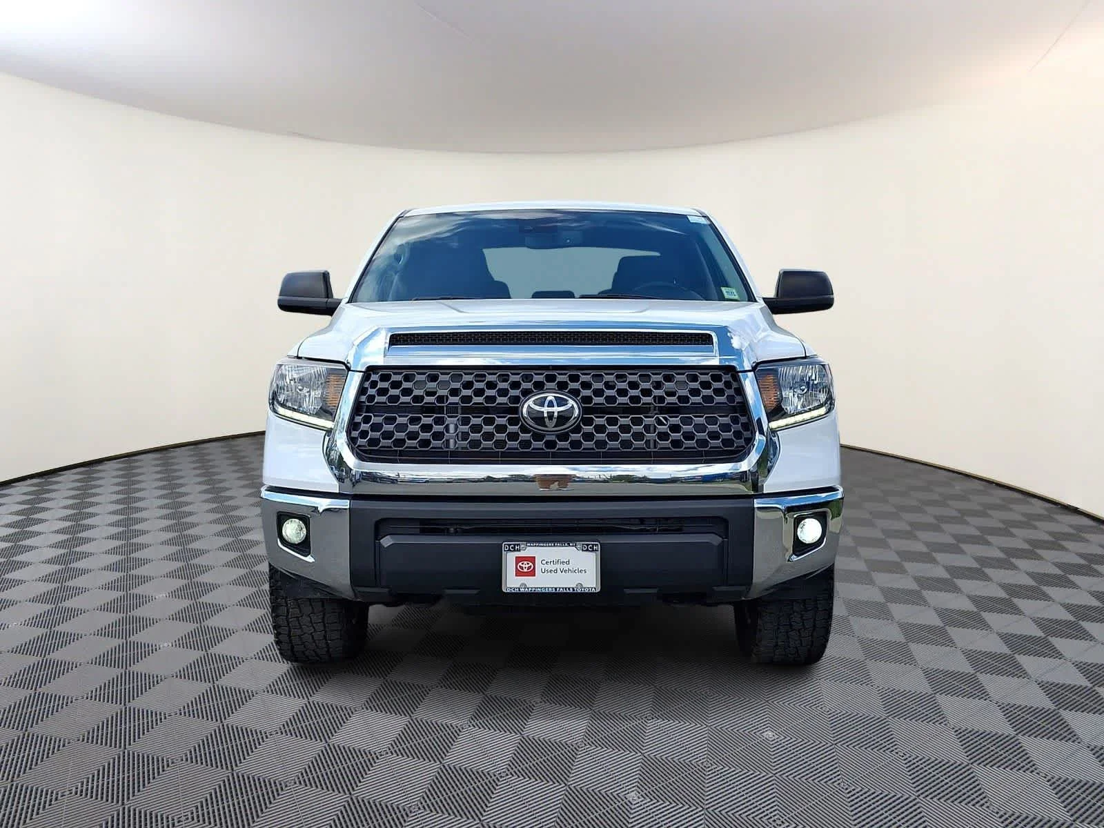 Certified Used 2021 Super White Toyota SR5 image 3