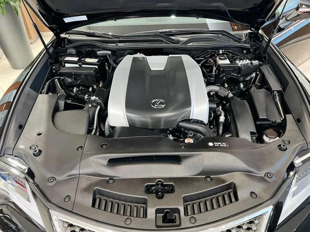 Certified Used 2022 OBSIDIAN Lexus 350 image 10