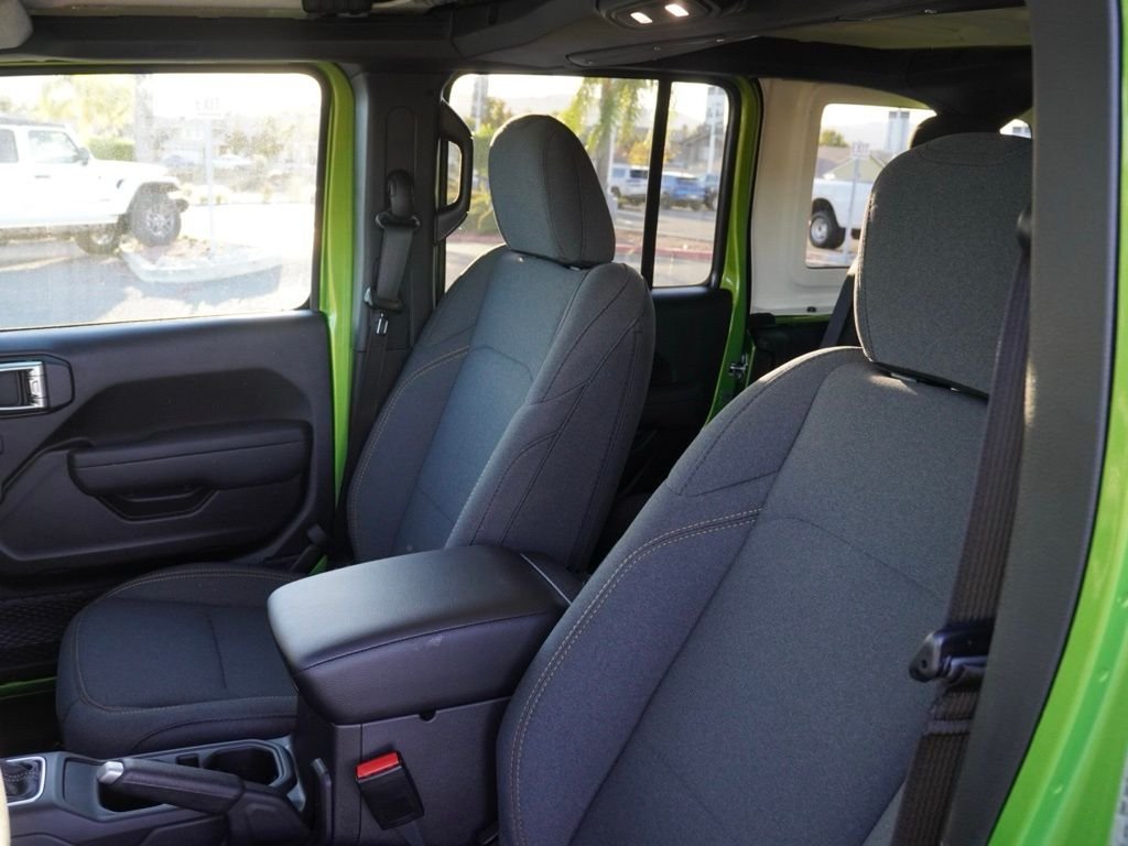 New 2026 Mojito Clear-Coat Exterior Paint Jeep 4-Door Sport S image 20