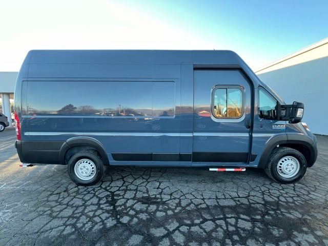 Used 2024 RAM ProMaster EV Delivery Van Base with VIN 3C6MRWAZ8RE131650 for sale in Freeport, IL
