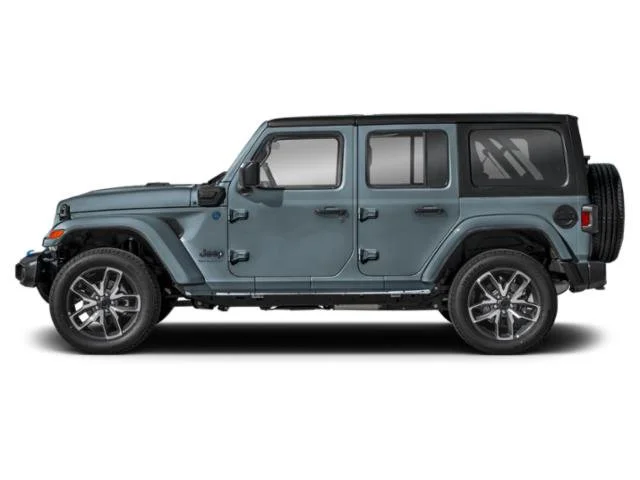 Used 2025 Gray Jeep Sahara 4xe image 3