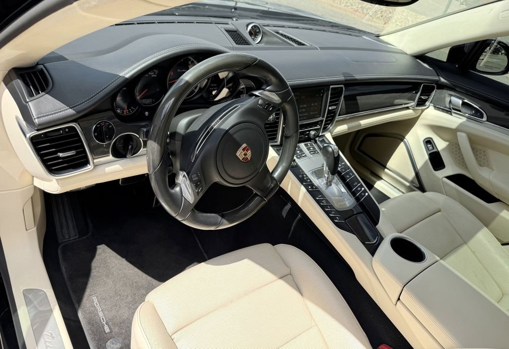 Used 2013 Black Porsche Turbo image 17