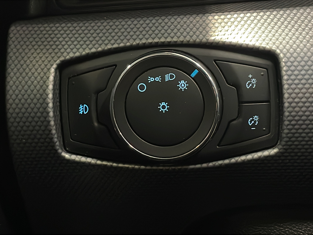 Used 2021 Blue Ford GT image 27