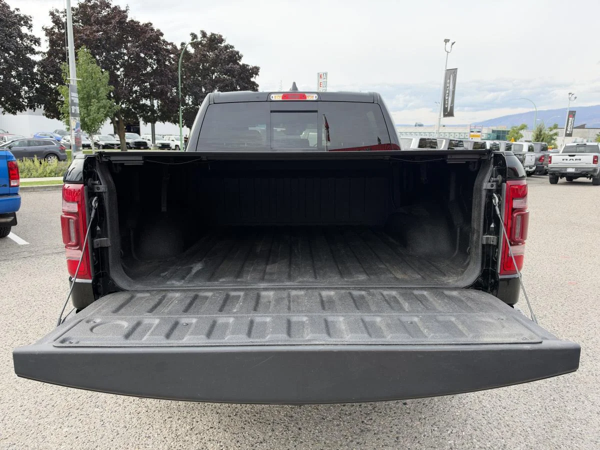 Used 2024 Black RAM Big Horn C/c 4x4 5.7 image 6