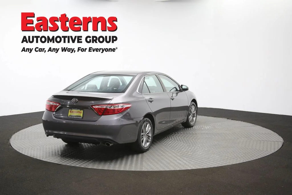 Used 2016 Gray Toyota SE image 39