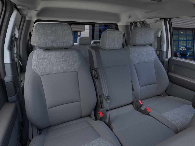 New 2024 Oxford White Ford F-350® XLT image 10