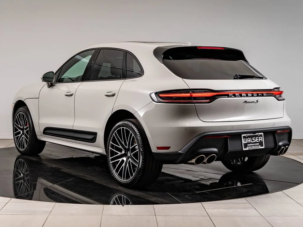 New 2026 Chalk Porsche S image 3