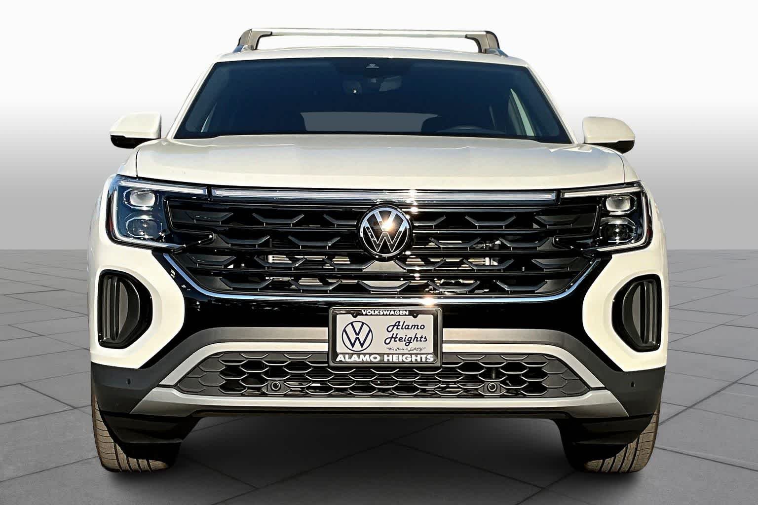New 2026 Volkswagen Atlas Cross Sport 2.0T SE W/TECHNOLOGY Sport