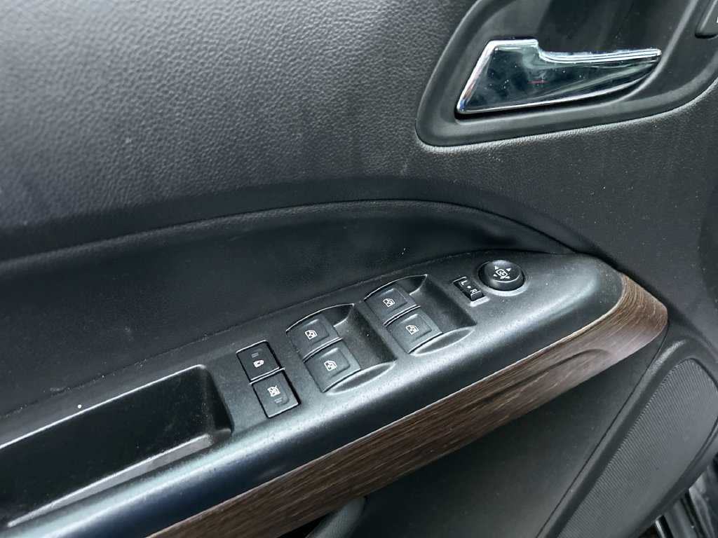 Used 2018 Black GMC Denali image 24