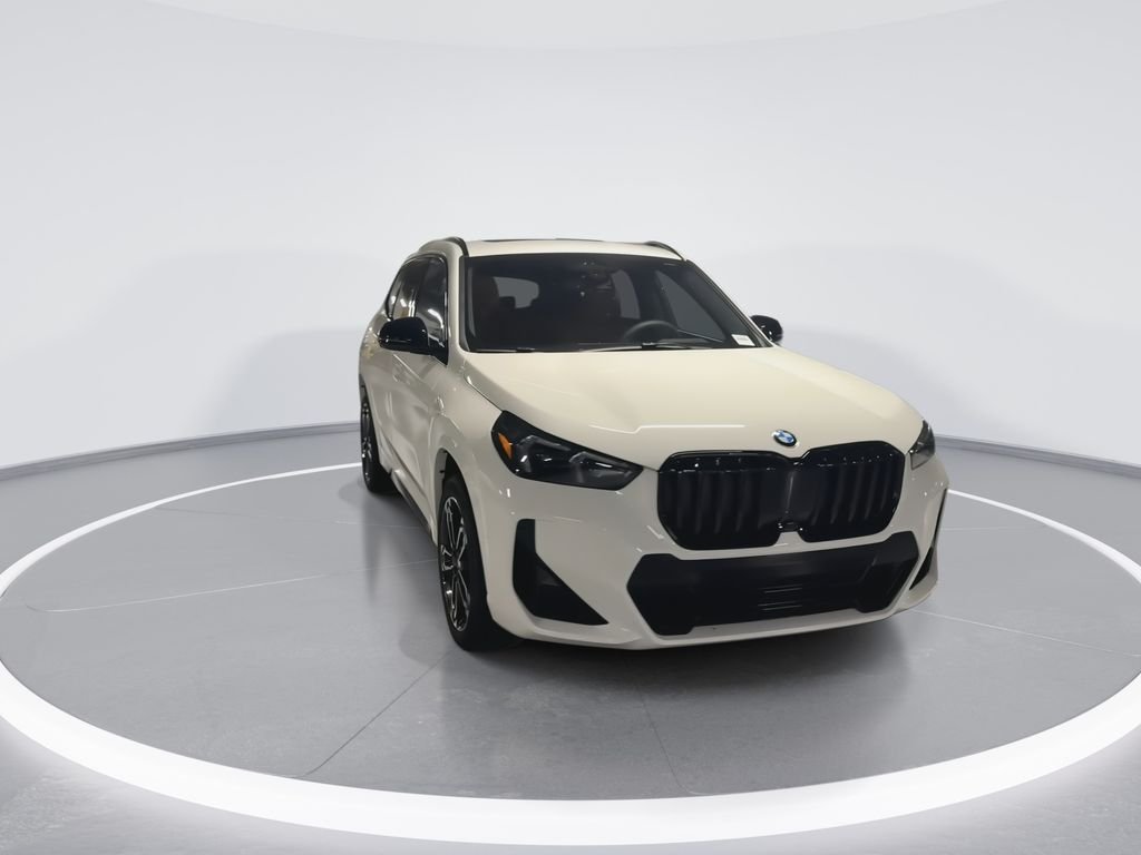New 2027 Alpine White BMW xDrive28i image 3