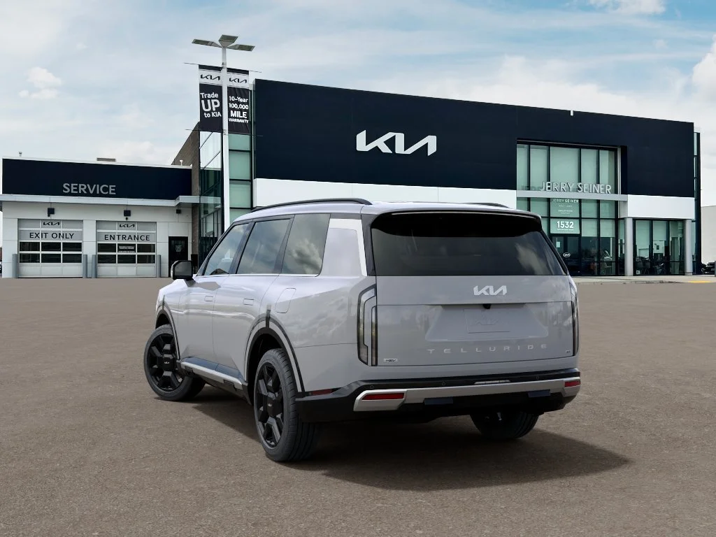 New 2027 Wolf Gray Kia SX-PRESTIGE image 4