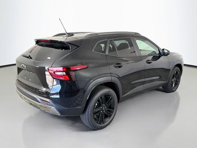 New 2026 Mosaic Black Metallic Chevrolet ACTIV image 9