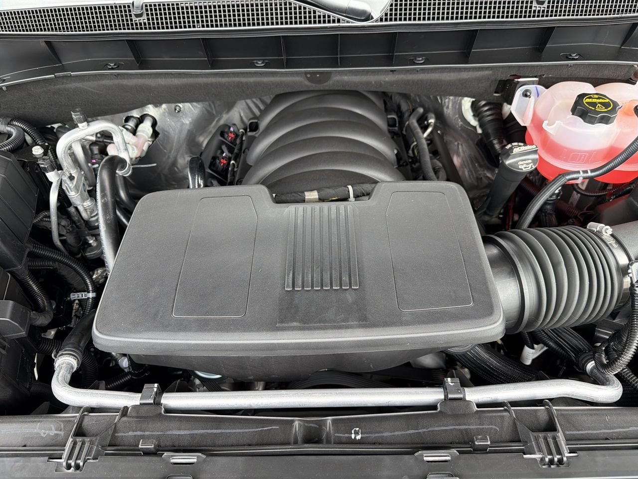 2026 Chevrolet Suburban High Country - Photo 29