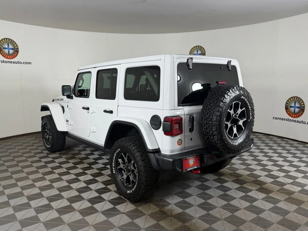 Used 2019 Bright White Clearcoat Jeep Unlimited Rubicon image 23